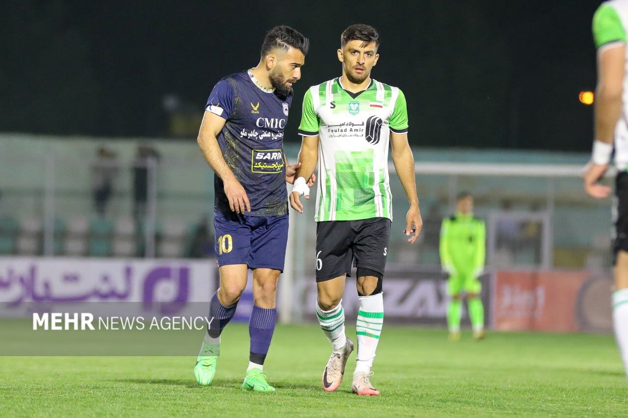 تساوی یک نیمه ای چادرملو و خیبر