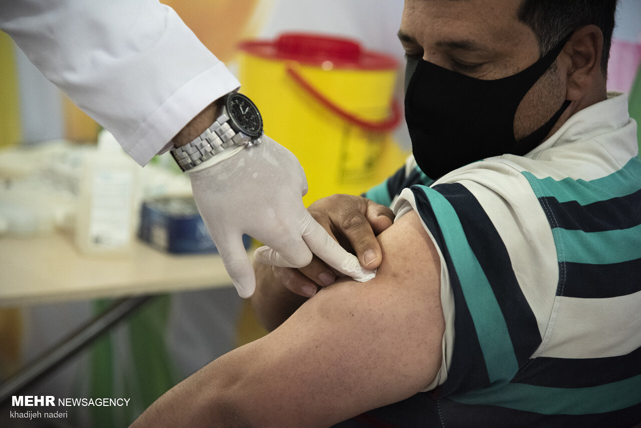 تشریح آخرین وضعیت تزریق دُز سوم واکسن کرونا به ایثارگران