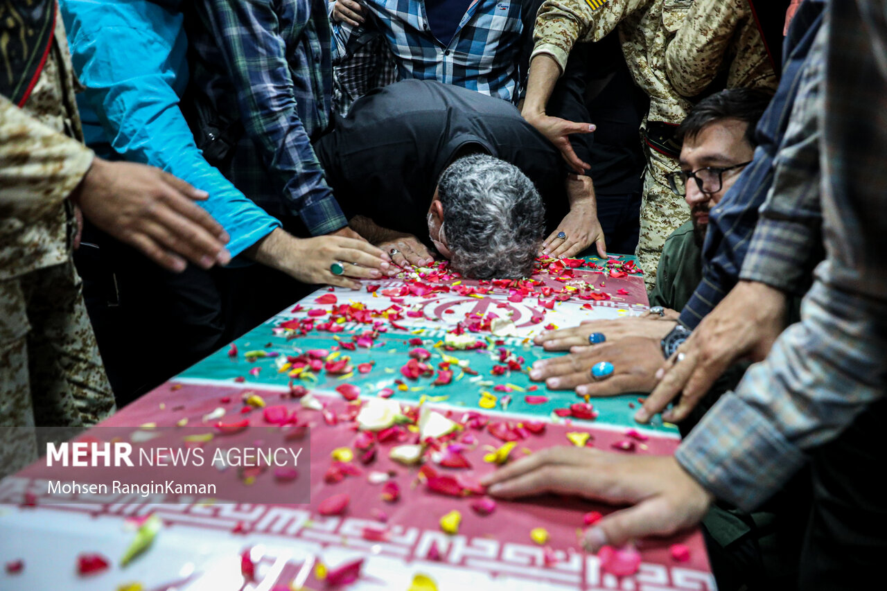 تشیع پیکر شهدای واحد گشت پلیس راهور در ۳ هیات بزرگ تهران