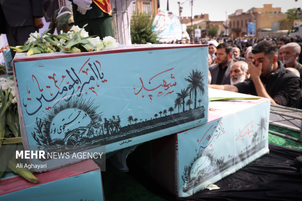 تشییع پیکر شهید گمنام در خوی