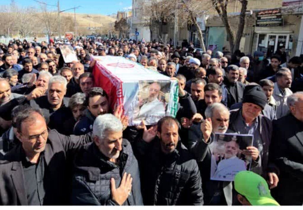 تشییع پیکر مطهر شهید «محمد هادی ثقفی» در بیجار