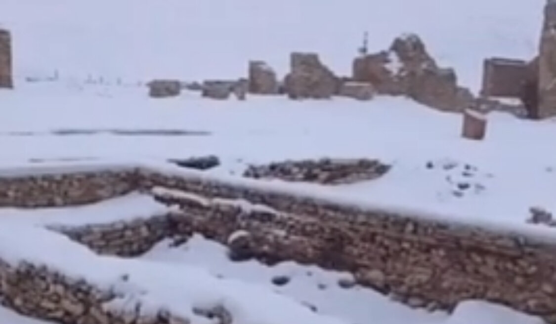 تصاویری از بارش برف در تکاب و چالدران