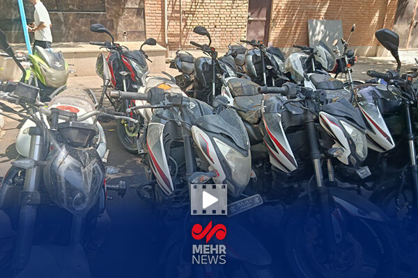 تصاویری از خودروهای کشف شده توسط پلیس در طرح دستگیری سارقان خشن