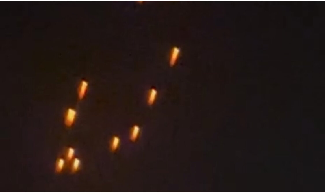 تصاویری از شلیک موشک ها به سمت اراضی اشغالی در آسمان
ارومیه