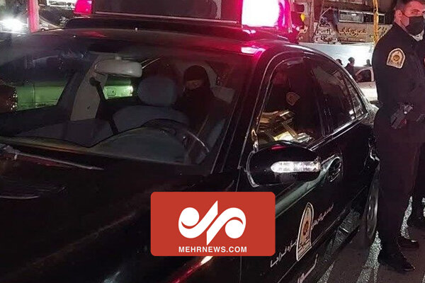 تصاویری از ورود تیم یگان ویژه به محل زندگی داریوش مهرجویی وهمسرش