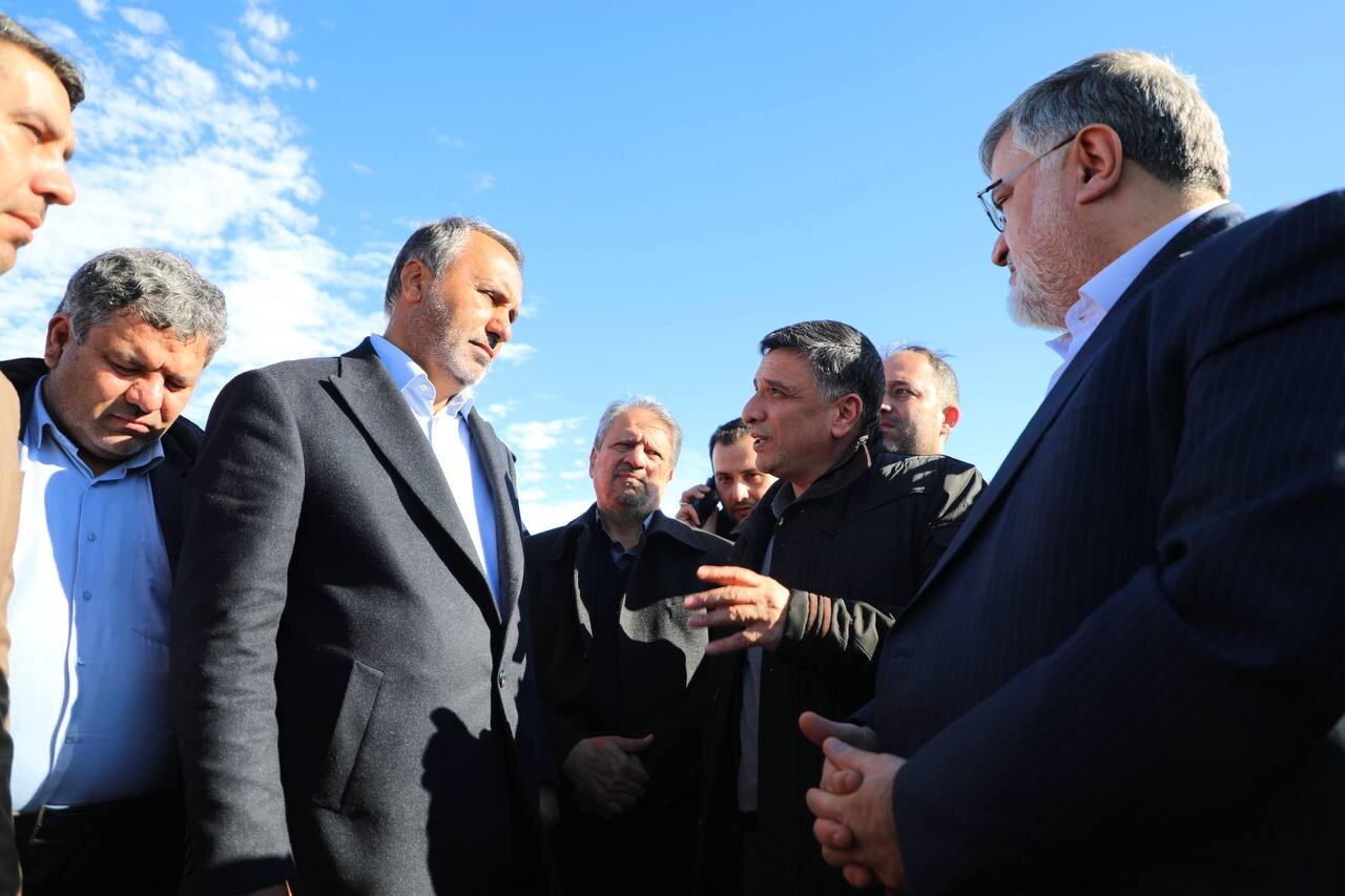 تعریض محور حیدرآباد-نقده ۳۵۰۰میلیارد ریال اعتبار نیاز
دارد