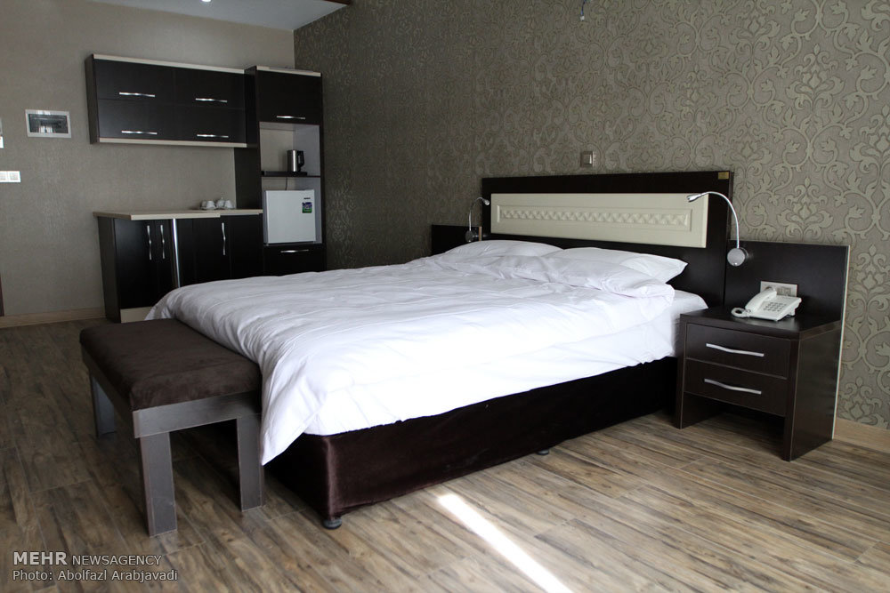 تعلیق یک آژانس گردشگری معروف برای تبلیغ اماکن اقامتی غیرمجاز