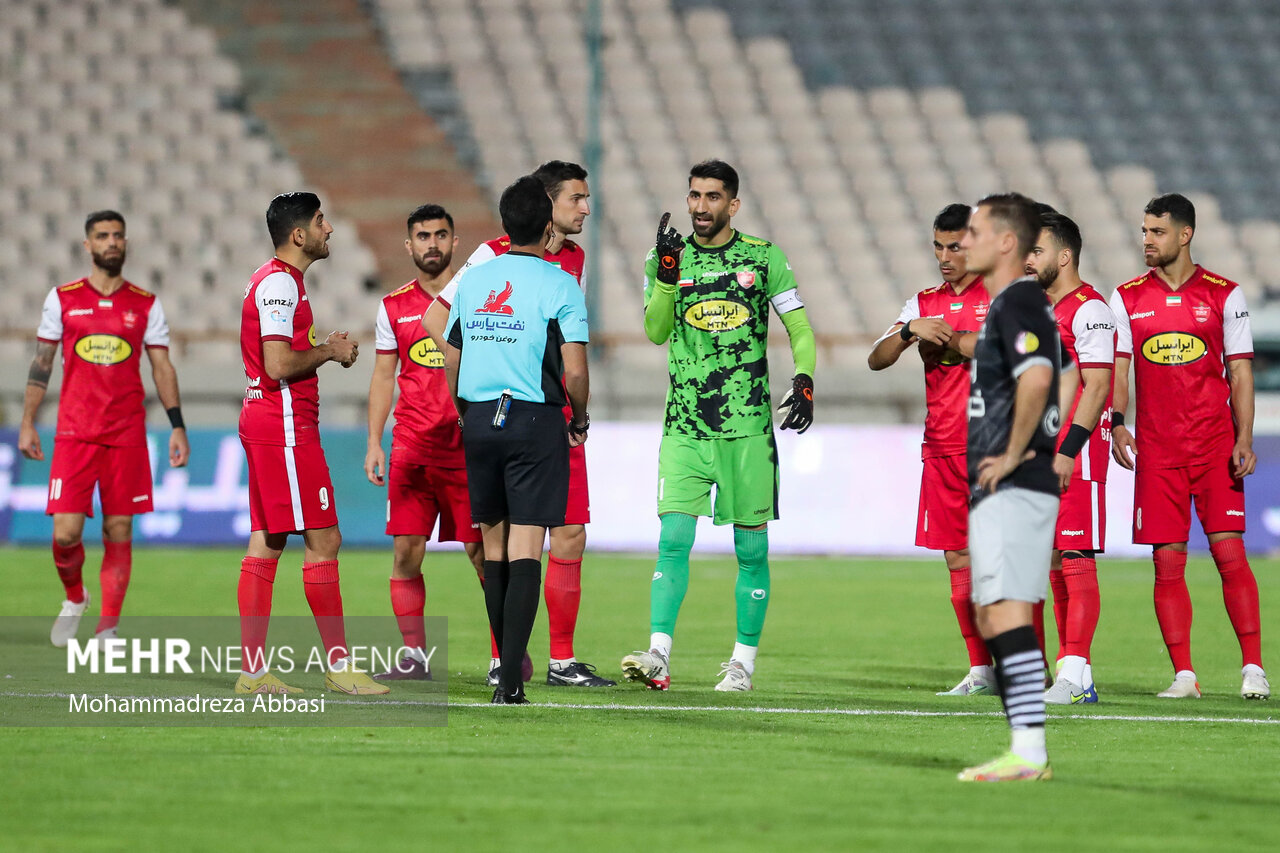 تغییر ترکیب پرسپولیس برای بازی بزرگ/کدام بازیکن نیمکت‌نشین می‌شود