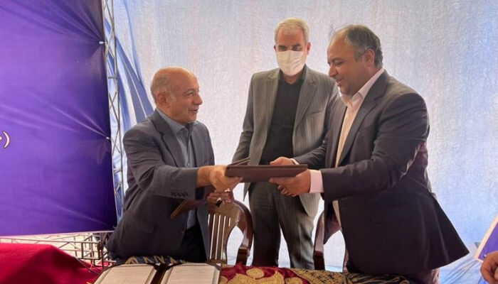 تفاهمنامه مشارکت خیر مدرسهساز در ساماندهی ۱۱۰ مدرسه کانکسی منعقد شد