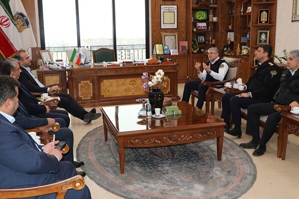 تفاهم‌نامه پلیس راهور فراجا با منطقه آزاد انزلی