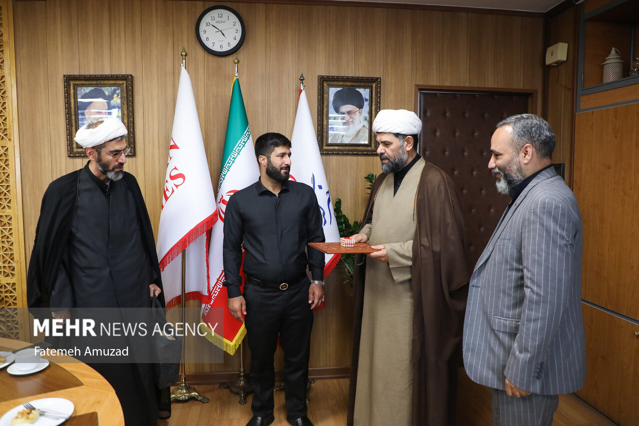 تقدیر از فداکاری و ایثار قهرمان شاهچراغ در خبرگزاریمهر