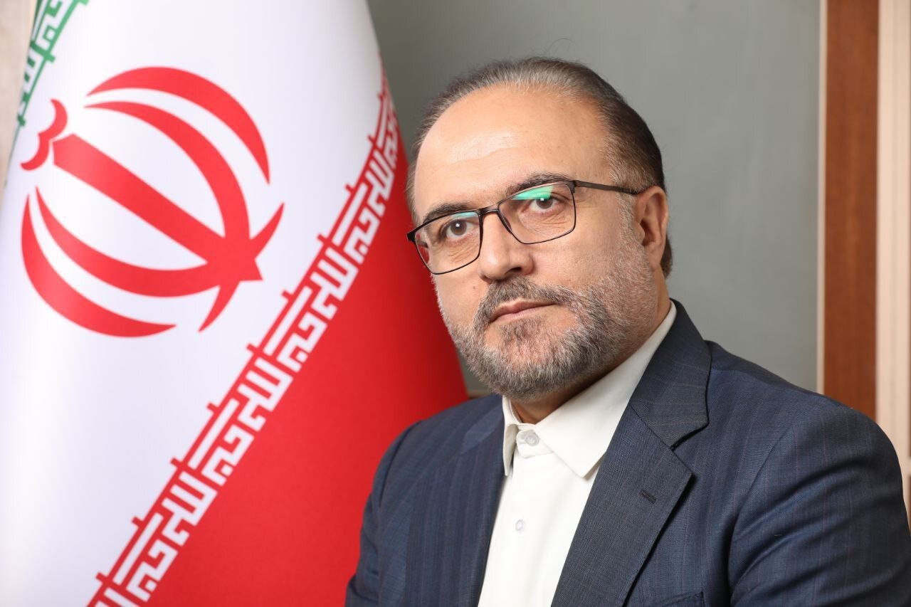 تقویت رایزنهای اقتصادی راهگشای دیپلماسی اقتصادی است