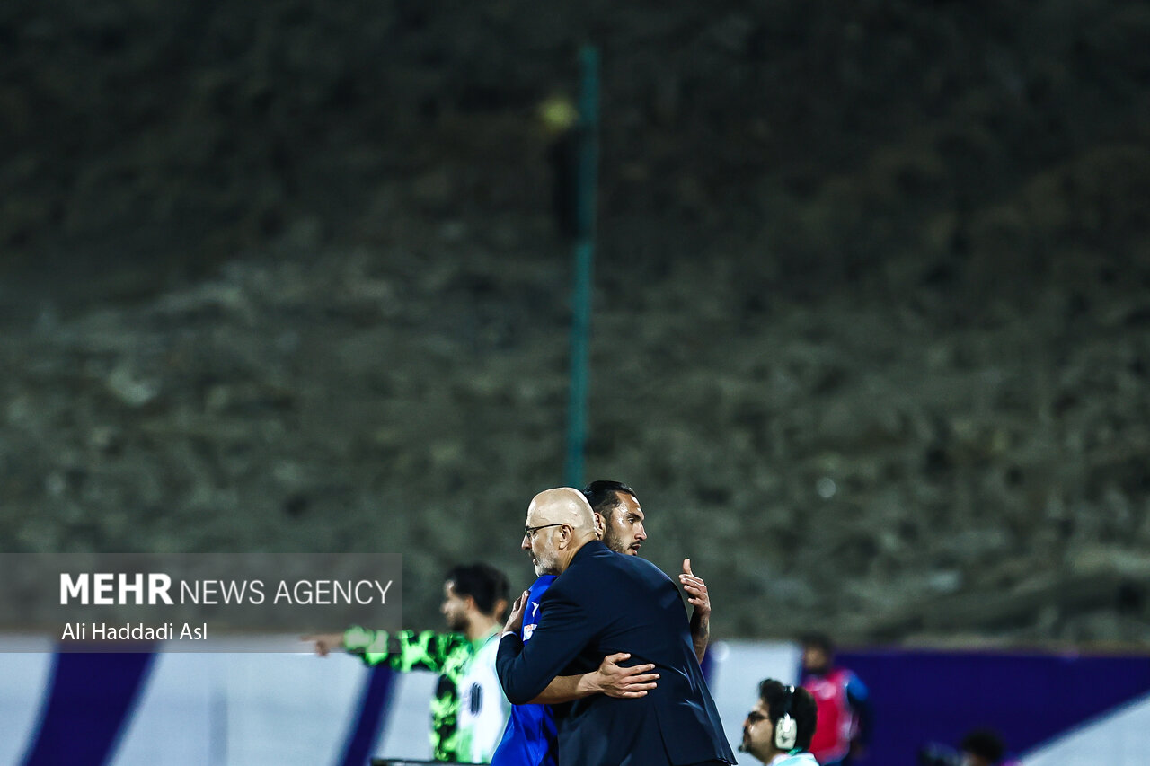 تلاش پشت پرده یک استقلالی برای سرمربیگری آبی‌پوشان در فصل آینده!