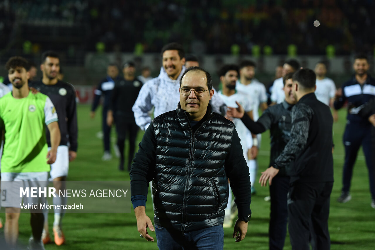 تمام توانمان را برای ذوبآهن میگذاریم/باید به مسئولان لیگ حق داد