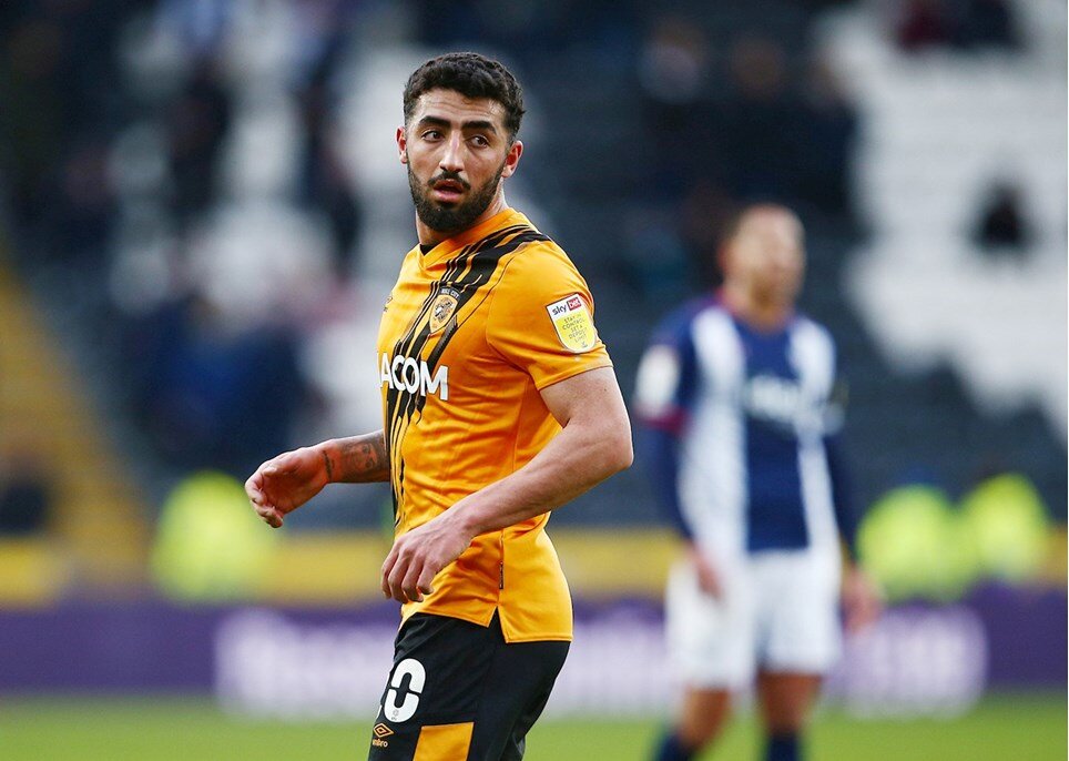 تمجید سرمربی هال سیتی از فوتبالیست‌های ایران/ مشکل صیادمنش چیست؟