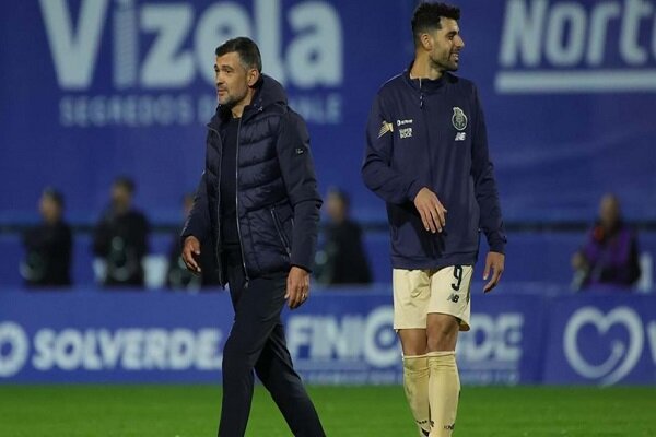 تمجید کونسیسائو از مهدی طارمی/ مهاجم ایرانی متعهد و حرفه ای است