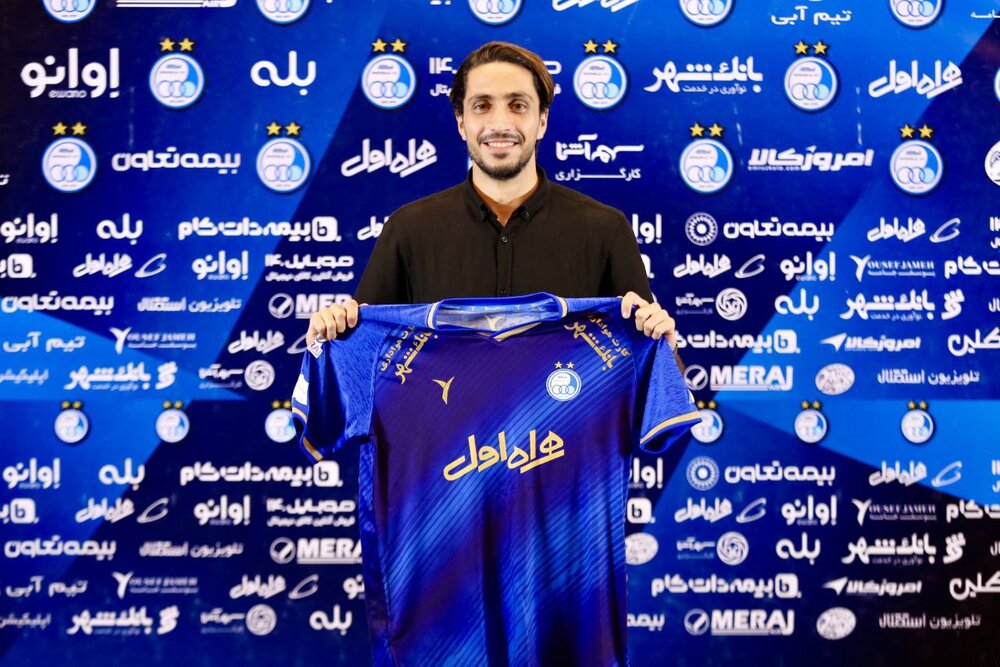 تمدید دو ساله قرارداد مدافع استقلال