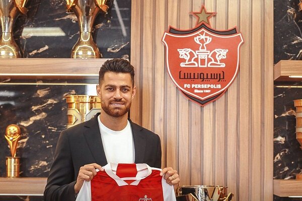 تمدید قرارداد رسمی مرتضی پورعلی‌گنجی با پرسپولیس