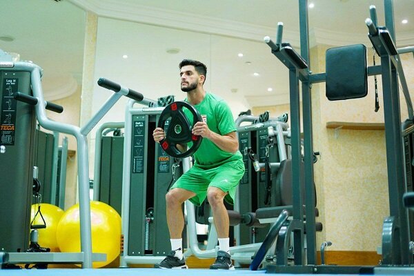 تمرین بدنسازی ملی پوشان فوتبال پیش از دیدار باترکمنستان