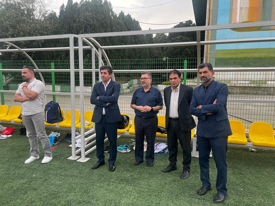 تمرین تیم فوتبال امید در حضور مسئولان فدراسیون