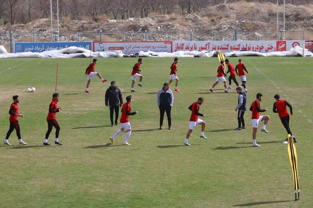 تمرین تیم فوتبال تراکتور در تبریز برگزار شد