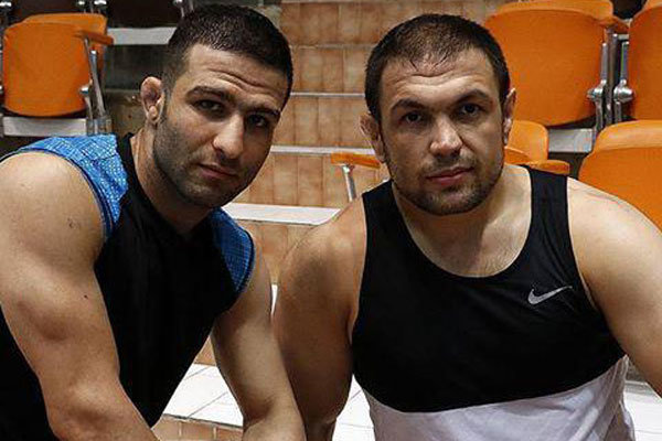 تمرین قهرمانان کشتی ایران و جهان با جوانان شهرستان جویبار