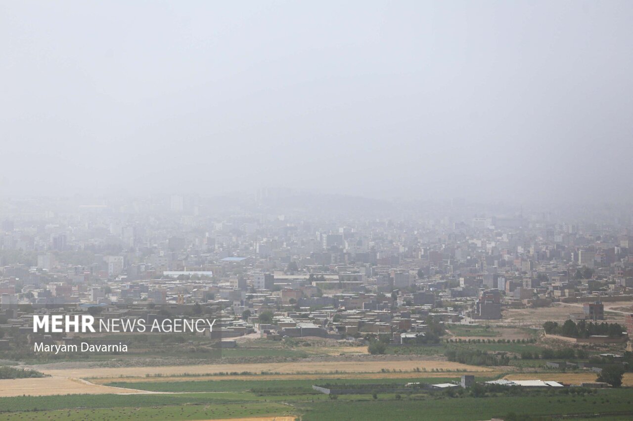 تهران در برابر مهِ آلودگی؛ تعطیلی مدارس چگونه رقم میخورد؟