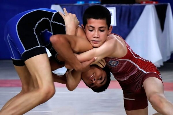 تهران میزبان رقابت‌های کشتی نونهالان قهرمانی کشور شد