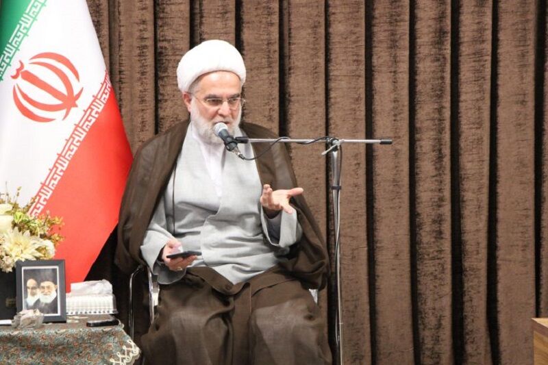 توجه به دردها و نیازهای مردم در اولویت کار رسانه‌ها باشد