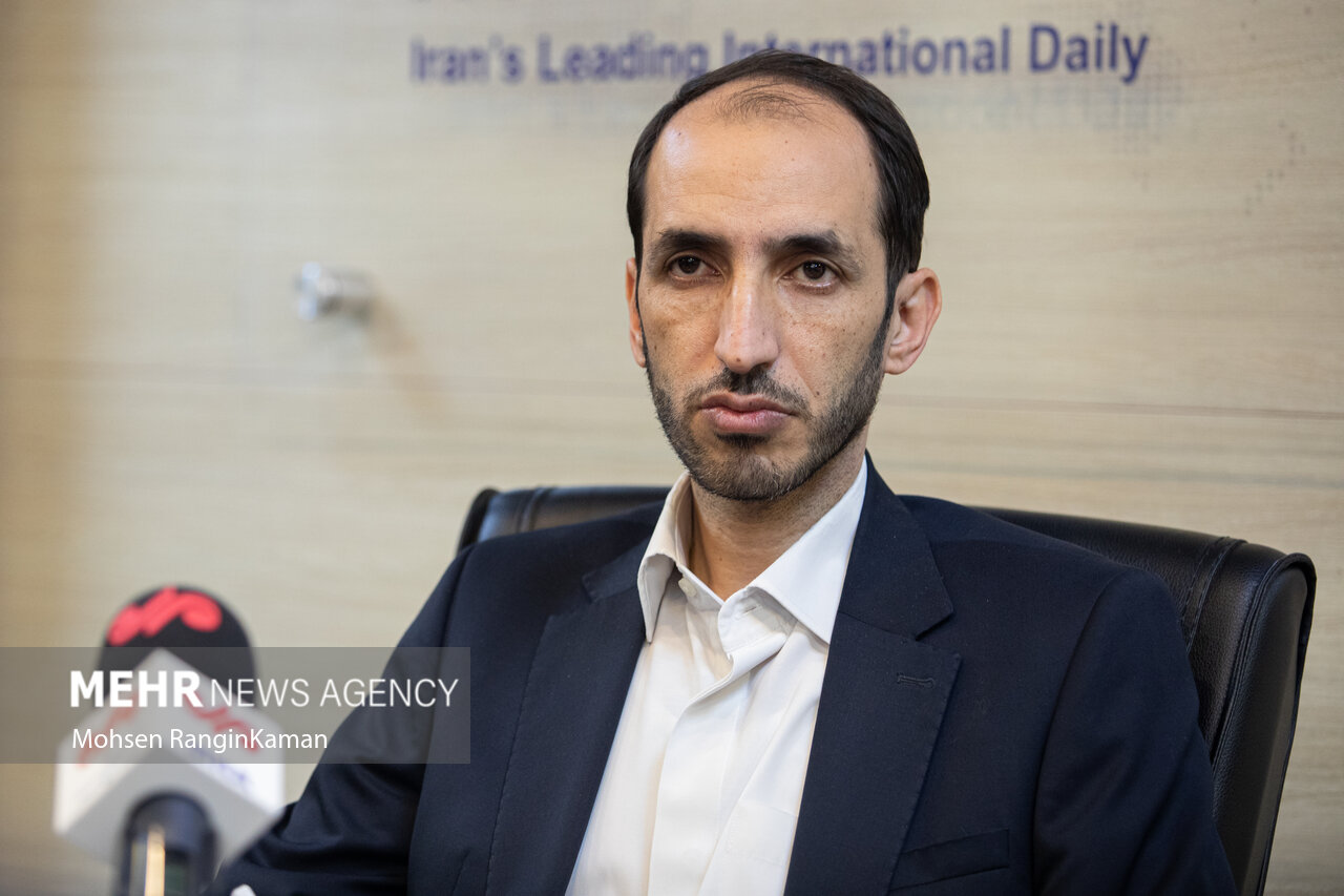 توجه به شاداب سازی مدارس و تجهیز آزمایشگاه‌ها در پروژه مهر