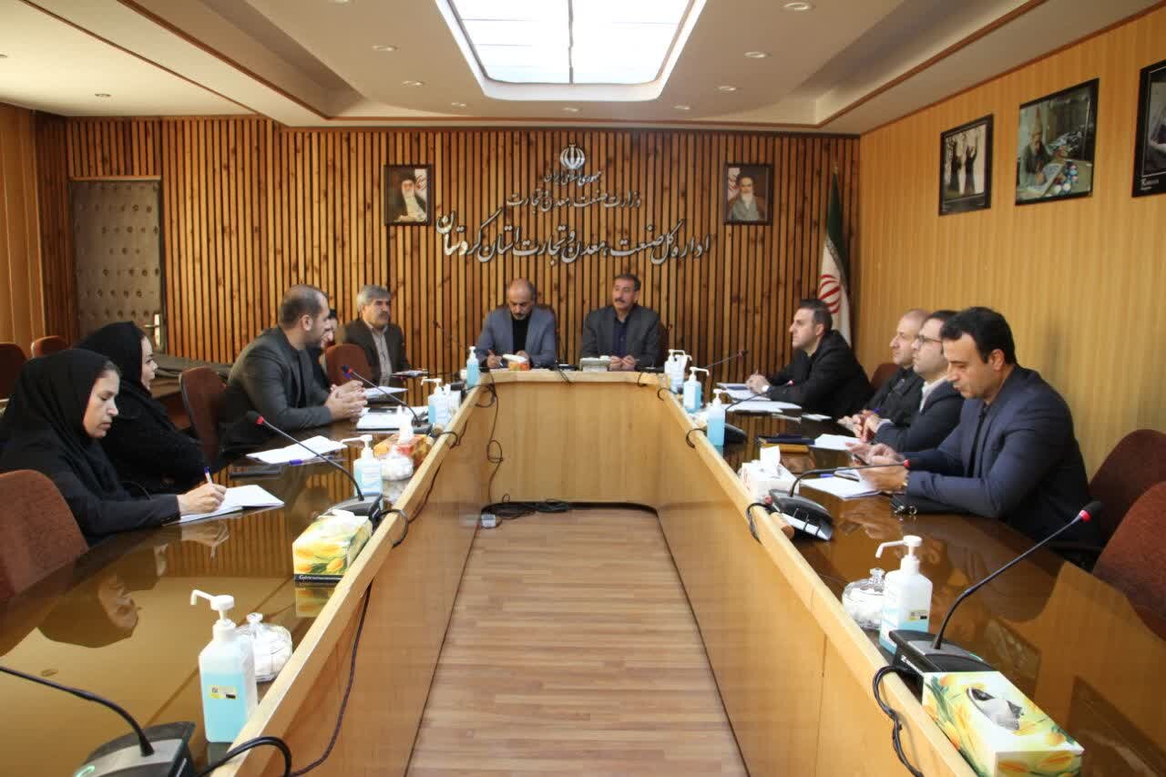 توزیع کالاهای اساسی در بازار لازمه تامین رفاه شهروندان
است