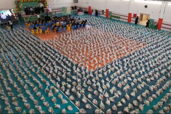 توزیع ۲۲ هزار بسته معیشتی بین اقشار نیازمند کردستان آغازشد