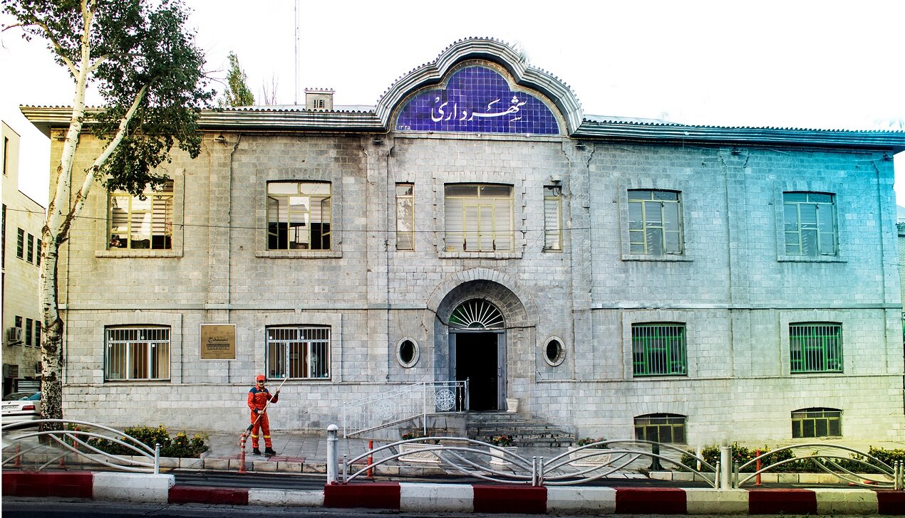 توسعه وبهبود سطح استانداردهای خدمات در شهرداری سنندج دنبال
می‌شود