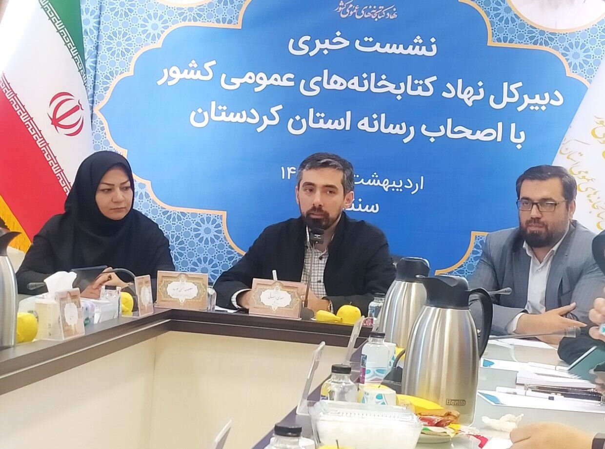 توسعه کتابخانه‌های سیار در دستورکاراست/ایجادزنگ کتابخوانی درمدارس