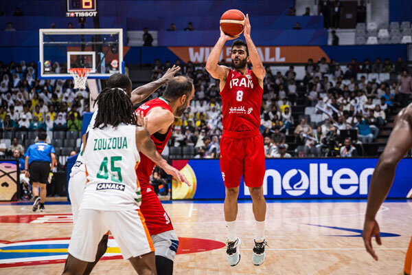 توضیح فدراسیون بسکتبال در خصوص احترام بازیکنان به سرودایران