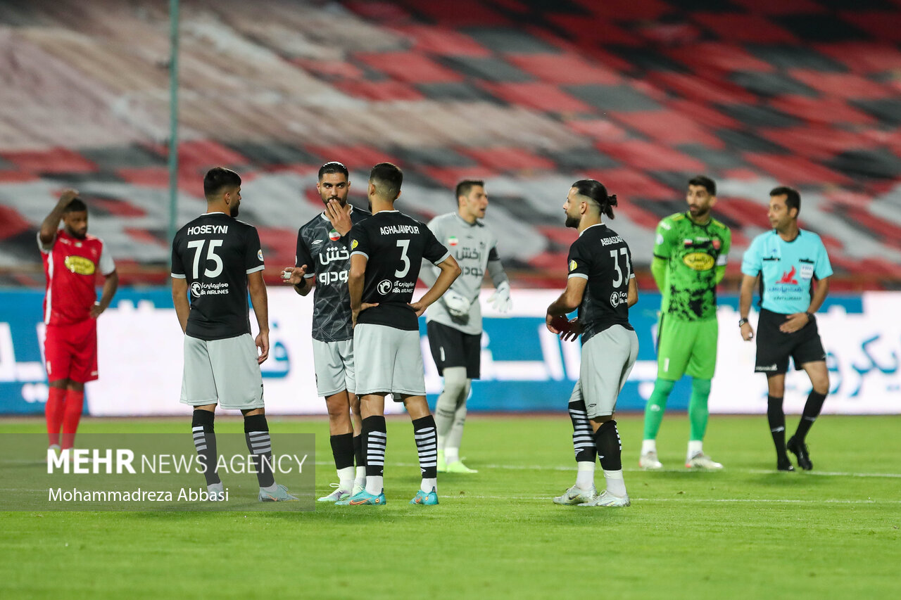 توضیحات مدیرعامل شرکت توسعه در مورد تاخیر در آغاز دیدار پرسپولیس