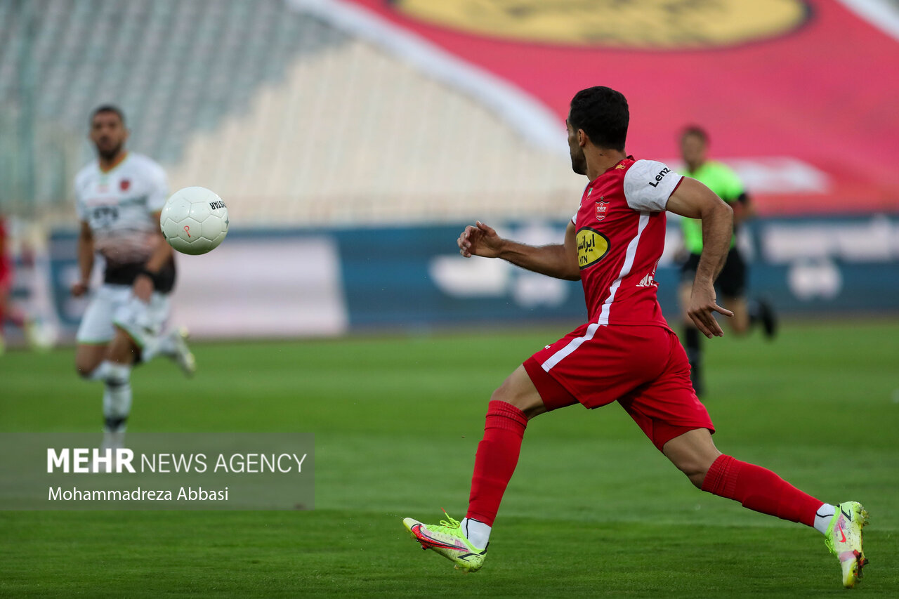توقف پرسپولیس برابر مس در نیمه اول