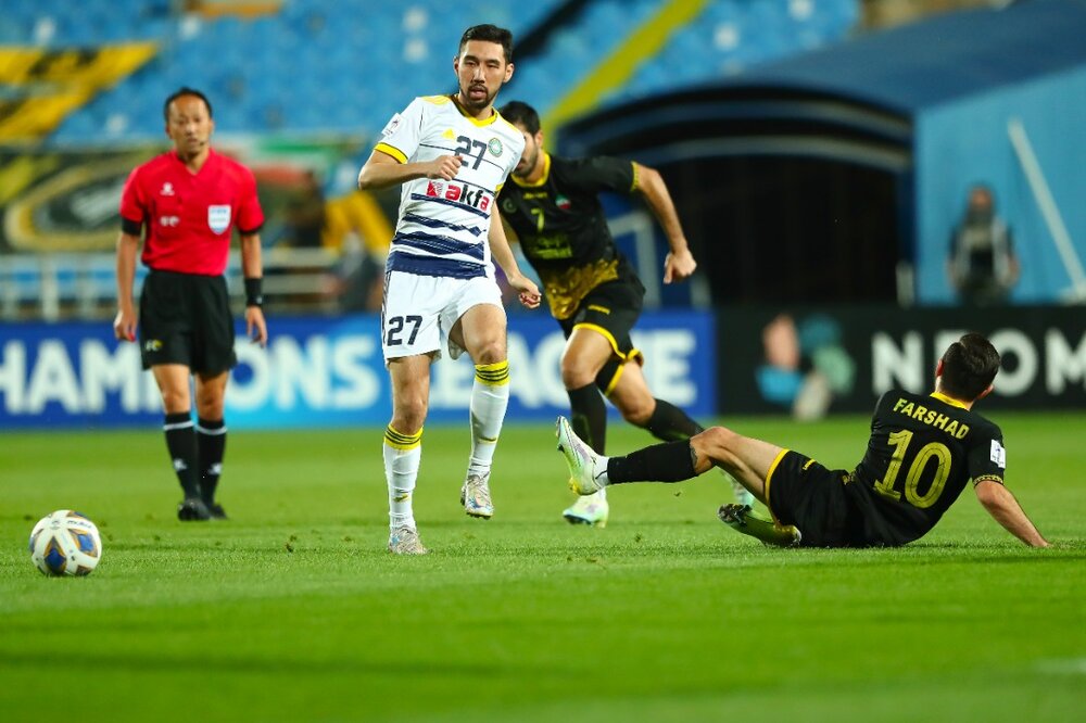 توقف یک نیمهای سپاهان ایران/ پاختاکور عقب نشست