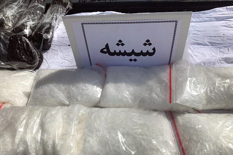 توقیف خودروی حامل مواد مخدر صنعتی در رودبار