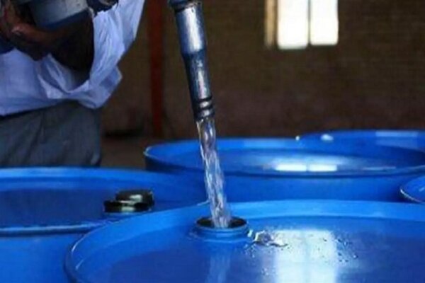 توقیف سمند حامل ۱۳۰۰ لیتر نفت سفید قاچاق در محور کرمان – ماهان