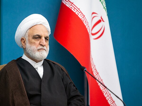 تولیدکنندگان داخلی به «ارتقای کیفیت» محصولات خود اهمیت
دهند