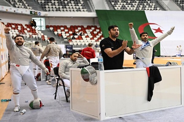 تکذیب کاپیتانی پاکدامن در تیم ملی شمشیربازی؛ رهبری: دزدی لقب کرده است