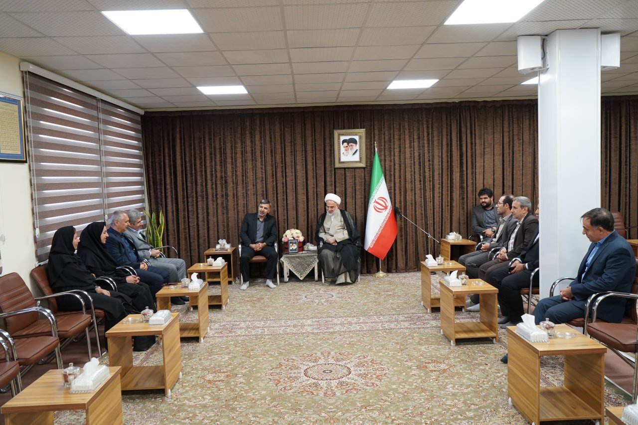 تکمیل پروژه های نیمه تمام کردستان در اولویت امور قرار
گیرد