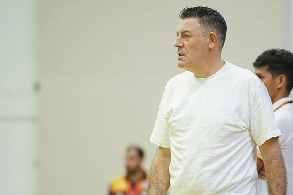 تیم ایران ذهنیت پیروز دارد/ نقش «کاندلاس» در توسعه فوتسال
ایران