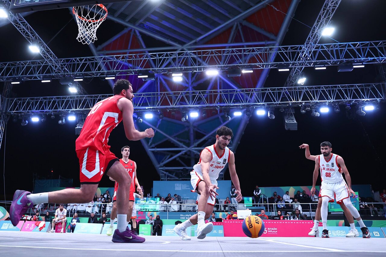 تیم بسکتبال ۳ نفره مردان مدال نقره گرفت