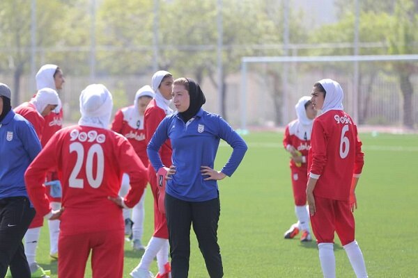 تیم ملی زنان نیاز به برنامه بلندمدت دارد/ بازیکنان حمایت شوند