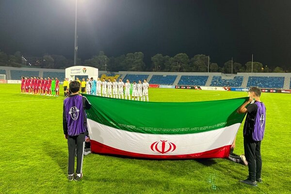 تیم ملی فوتبال ایران جام قهرمانی را به مردم مظلوم غزه اهداکرد
