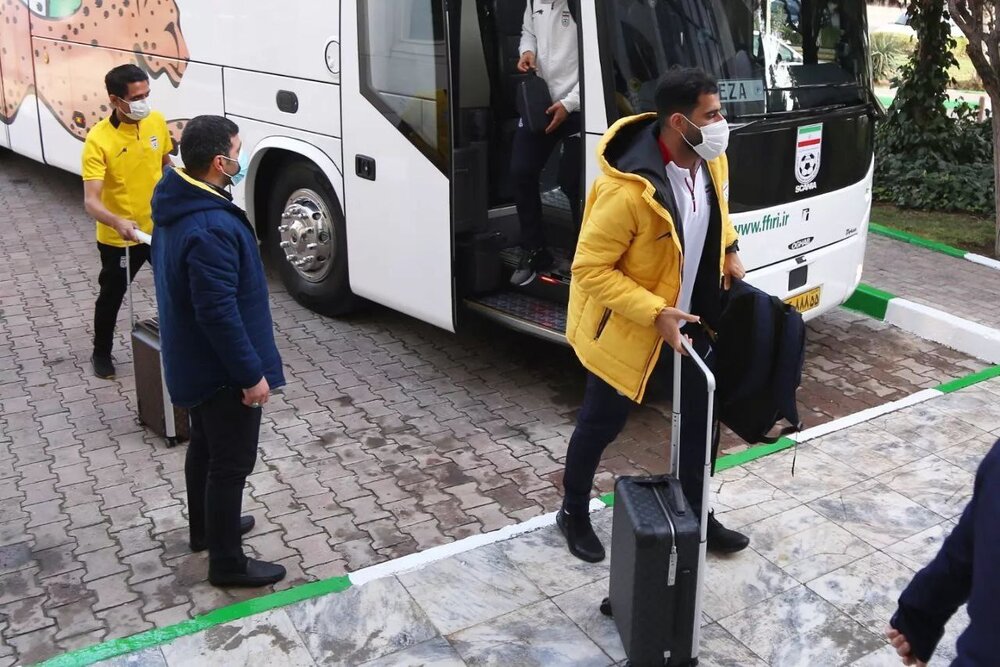 تیم ملی فوتبال ایران وارد مشهد شد