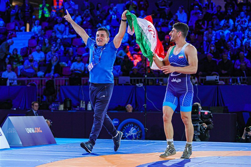 تیم ملی کشتی فرنگی به ایران بازگشت