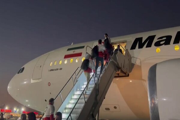 تیمهای امدادی و درمانی هلال احمر به لبنان اعزام شدند+
فیلم